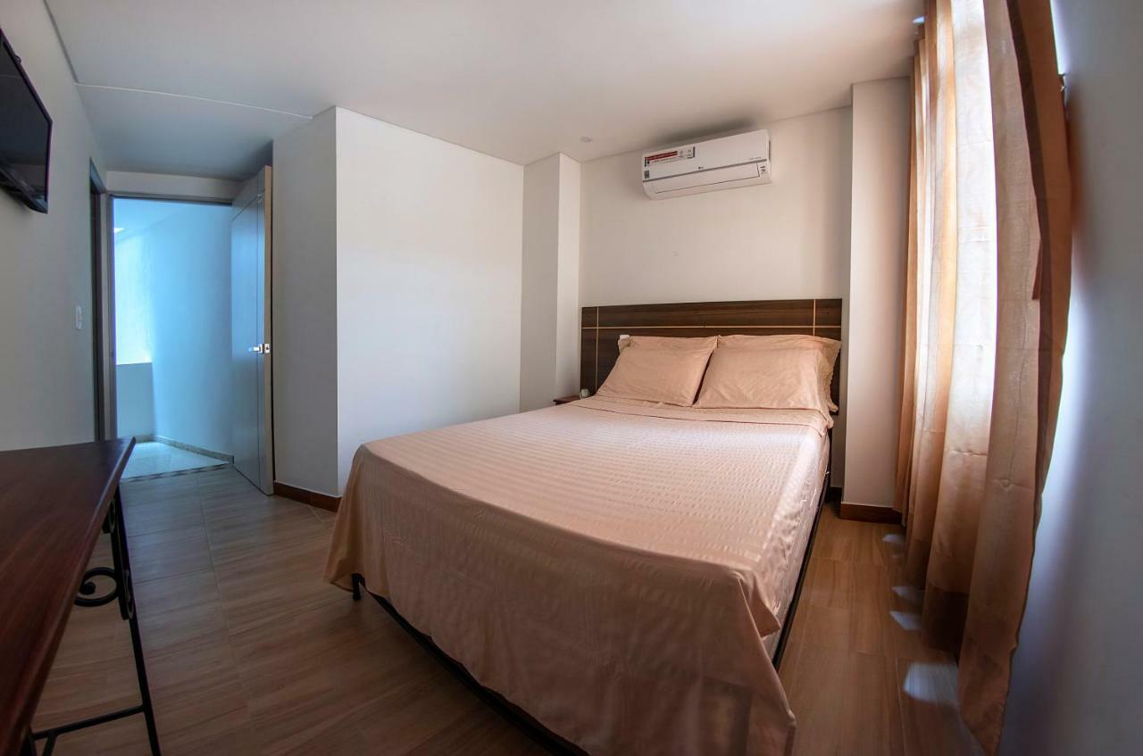 Hotel Tourmalet Cali Bagian luar foto